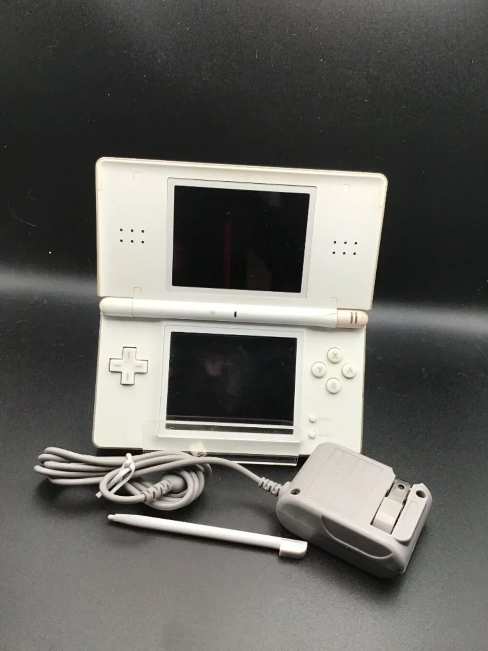 Nintendo DS Lite Console New Battery Charger Stylus Region Free Japan Import!